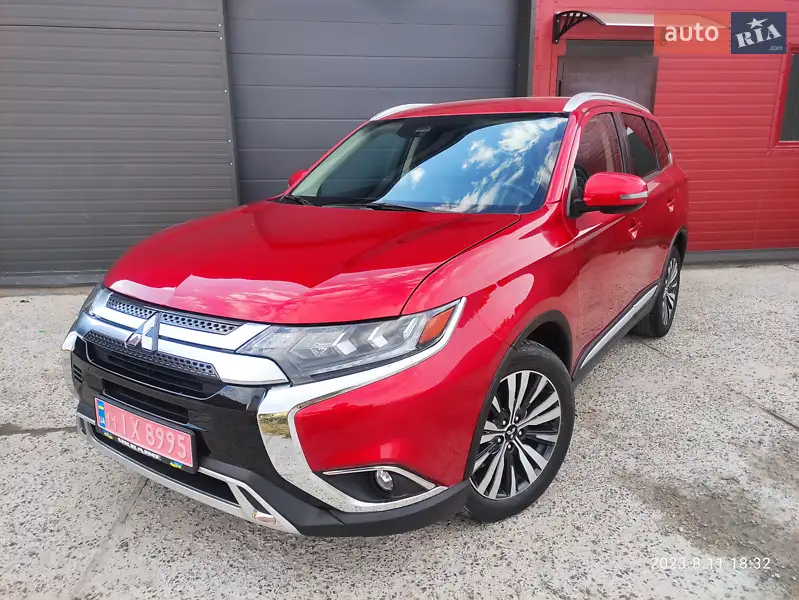 Mitsubishi Outlander
