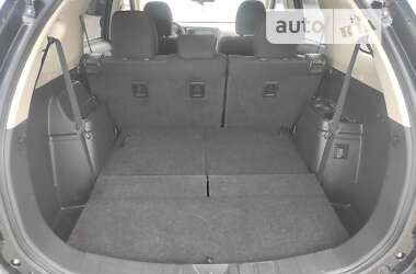 Внедорожник / Кроссовер Mitsubishi Outlander 2017 в 