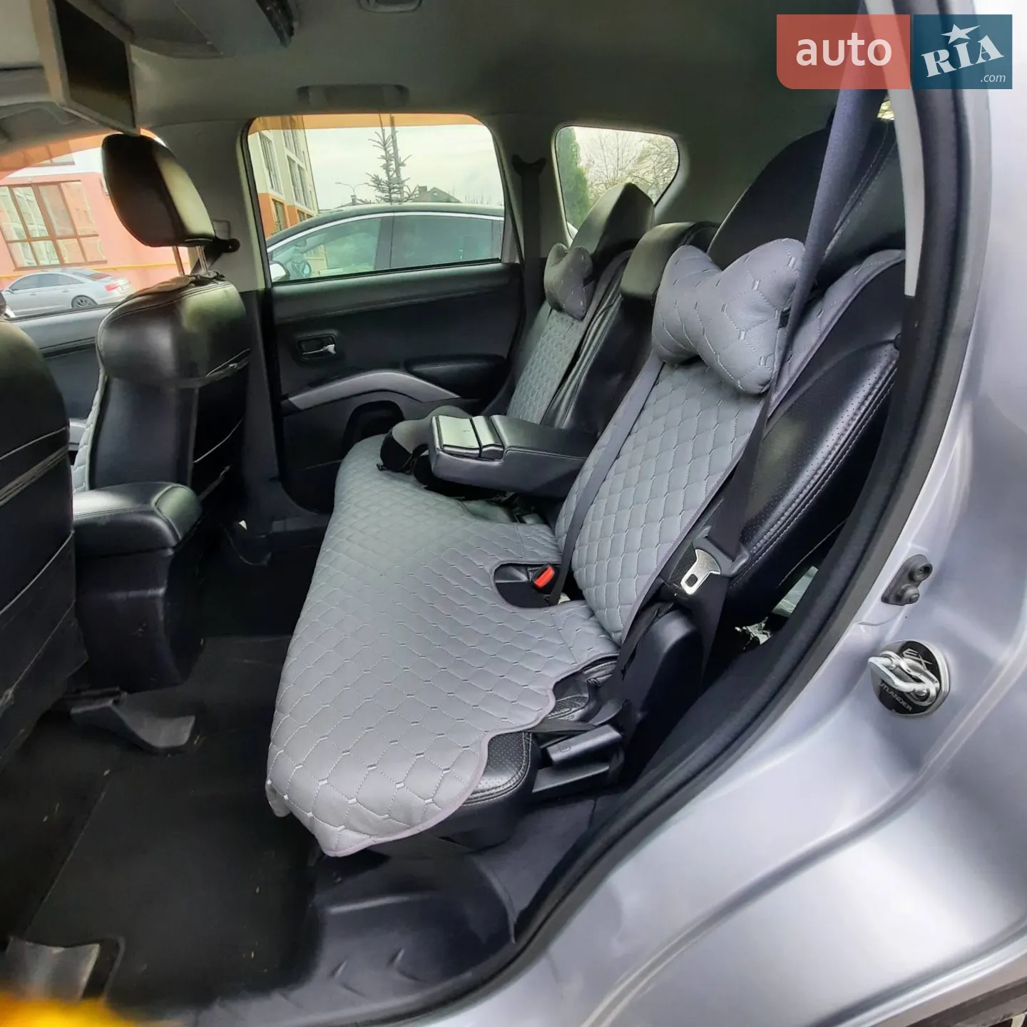 2011 Mitsubishi Outlander - мініатюра 9