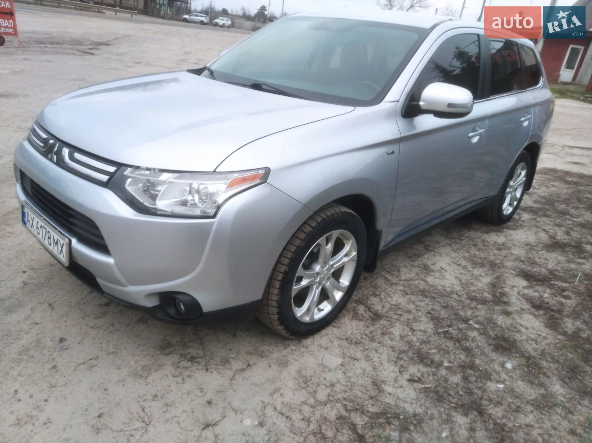 2013 Mitsubishi Outlander - мініатюра 26