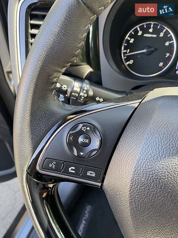 Внедорожник / Кроссовер Mitsubishi Outlander 2020 в Кривом Роге