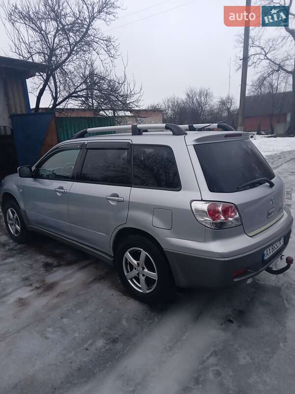 Позашляховик / Кросовер Mitsubishi Outlander 2003 в Богодухіву