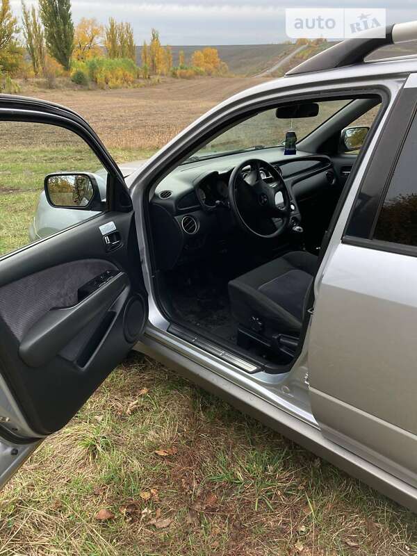 Внедорожник / Кроссовер Mitsubishi Outlander 2003 в Староконстантинове