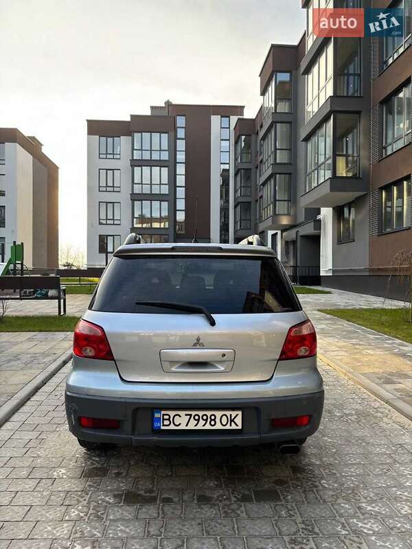 Позашляховик / Кросовер Mitsubishi Outlander 2006 в Львові