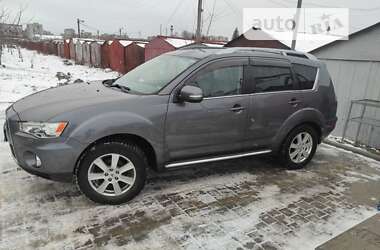 Внедорожник / Кроссовер Mitsubishi Outlander 2010 в Дрогобыче