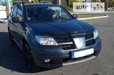 Позашляховик / Кросовер Mitsubishi Outlander 2004 в Ужгороді