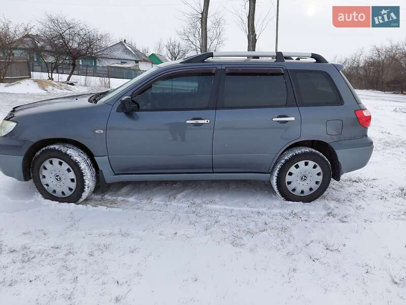 Позашляховик / Кросовер Mitsubishi Outlander 2006 в Чорнобаї