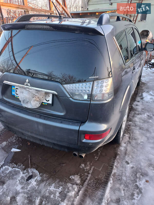 Позашляховик / Кросовер Mitsubishi Outlander 2011 в Одесі