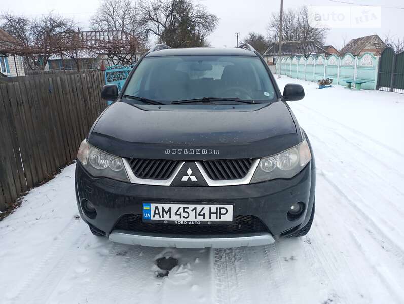 Внедорожник / Кроссовер Mitsubishi Outlander 2007 в Житомире