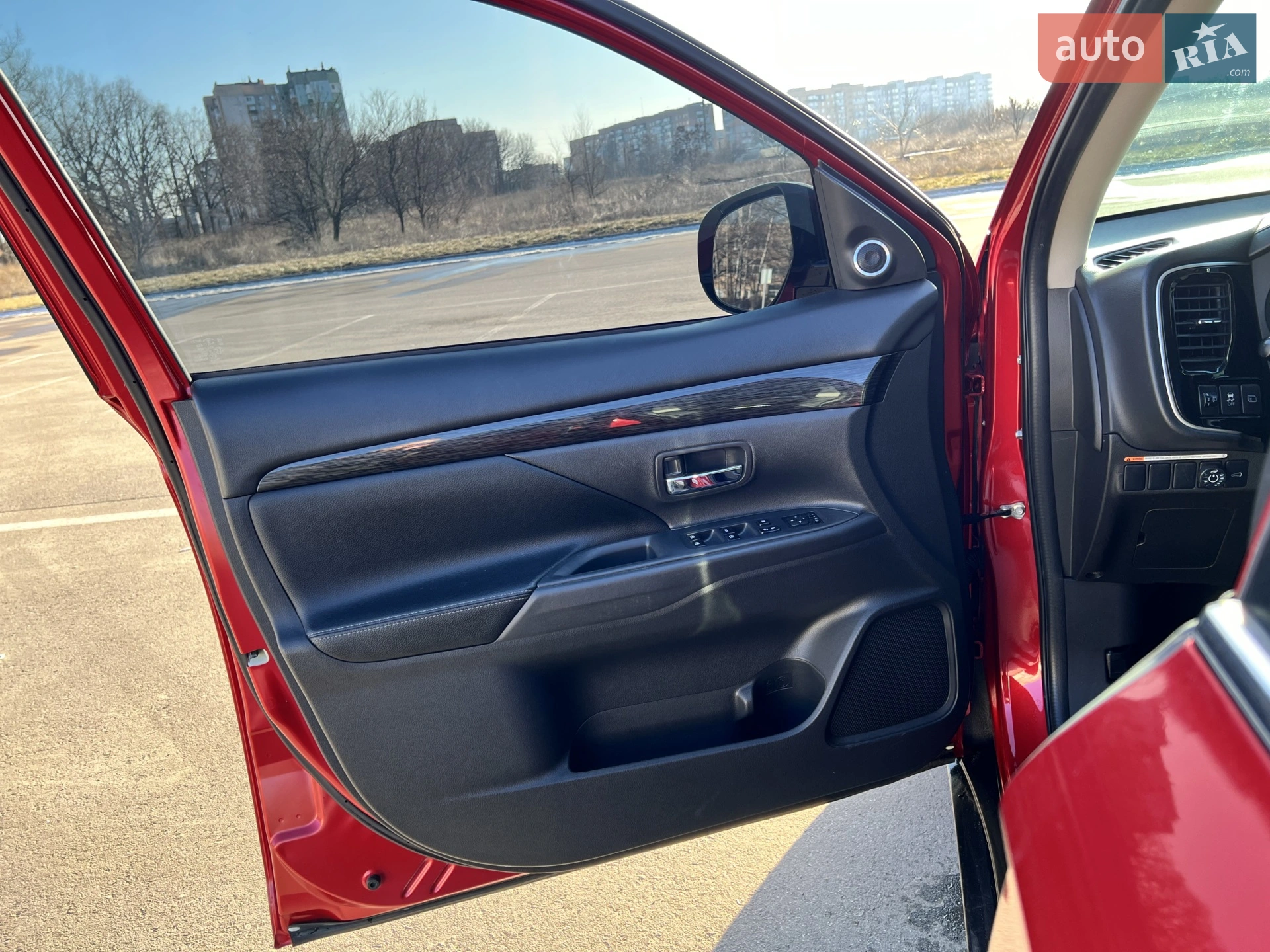 2015 Mitsubishi Outlander - мініатюра 15