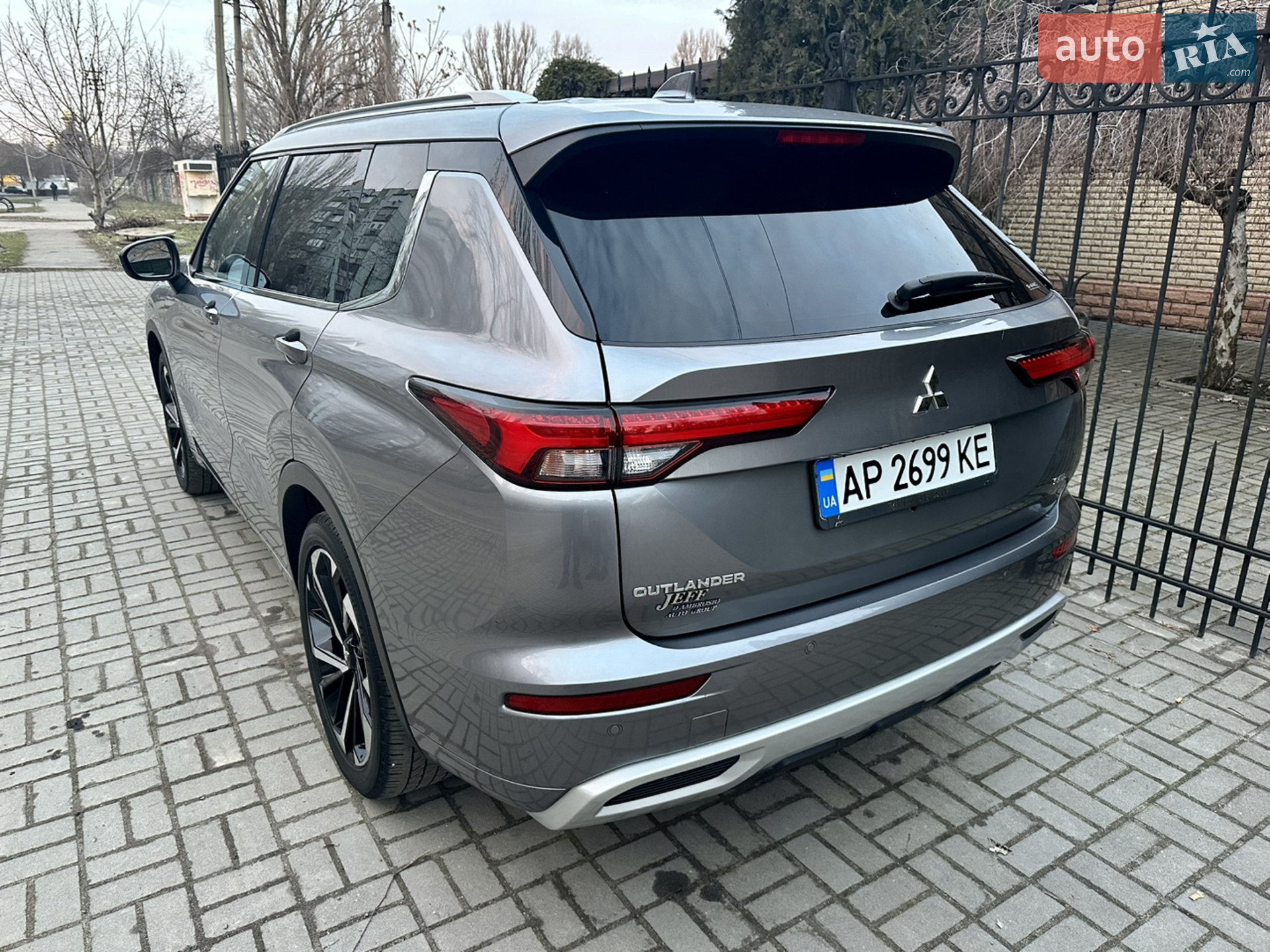 2021 Mitsubishi Outlander - мініатюра 6