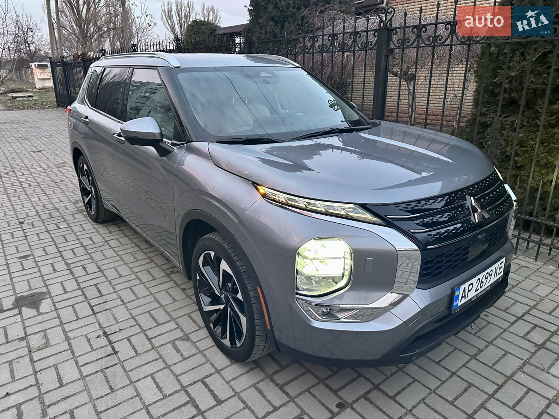2021 Mitsubishi Outlander - мініатюра 10