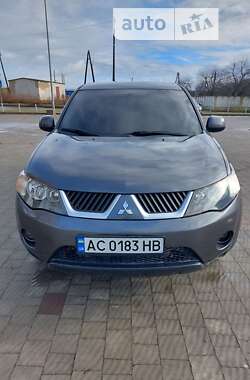 Внедорожник / Кроссовер Mitsubishi Outlander 2007 в Владимир-Волынском