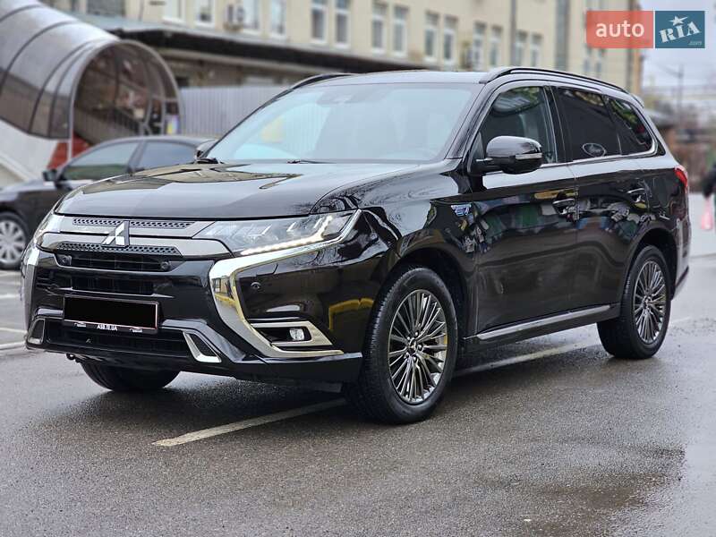 Mitsubishi Outlander 2018