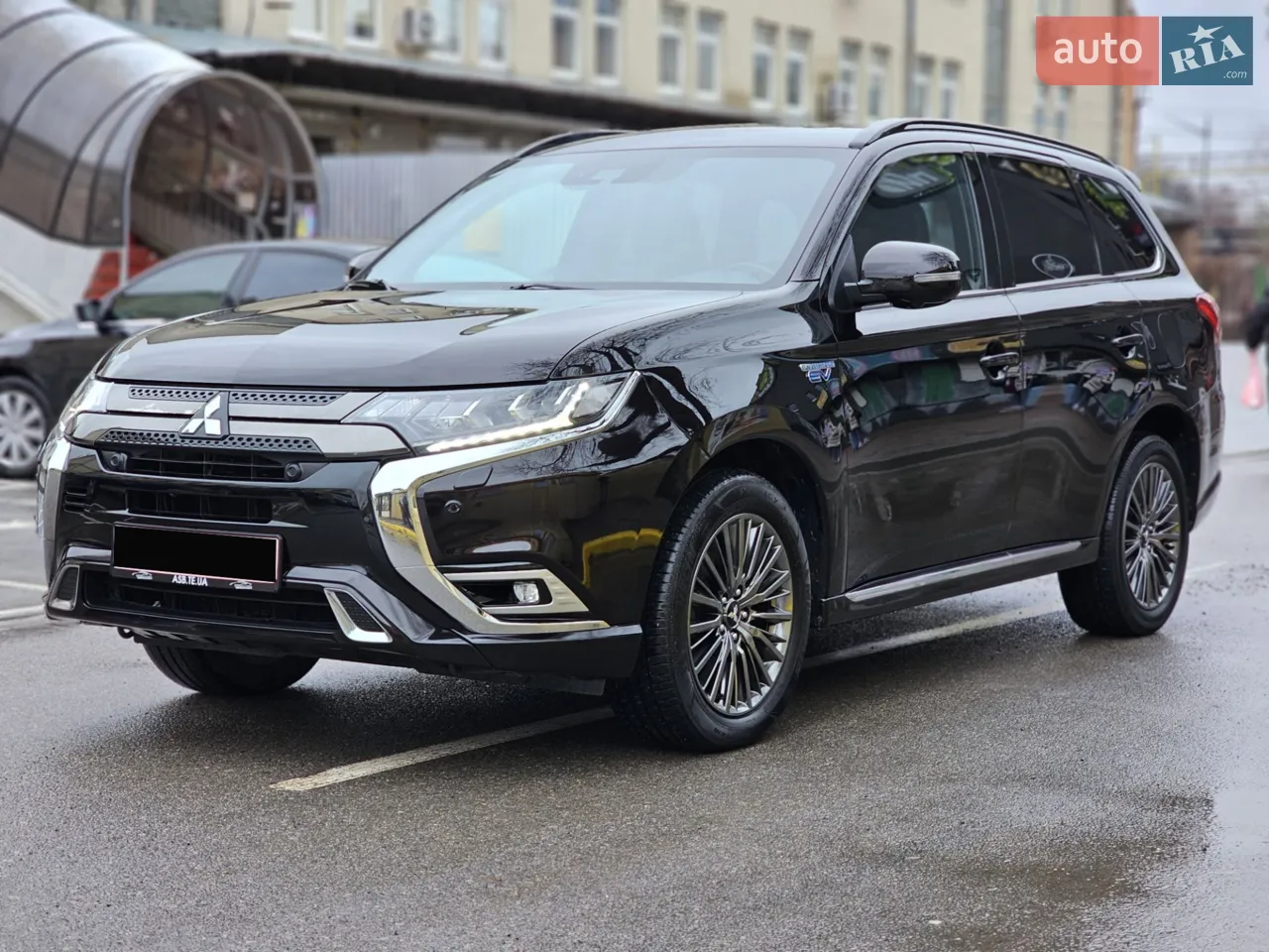 2018 Mitsubishi Outlander - мініатюра 27