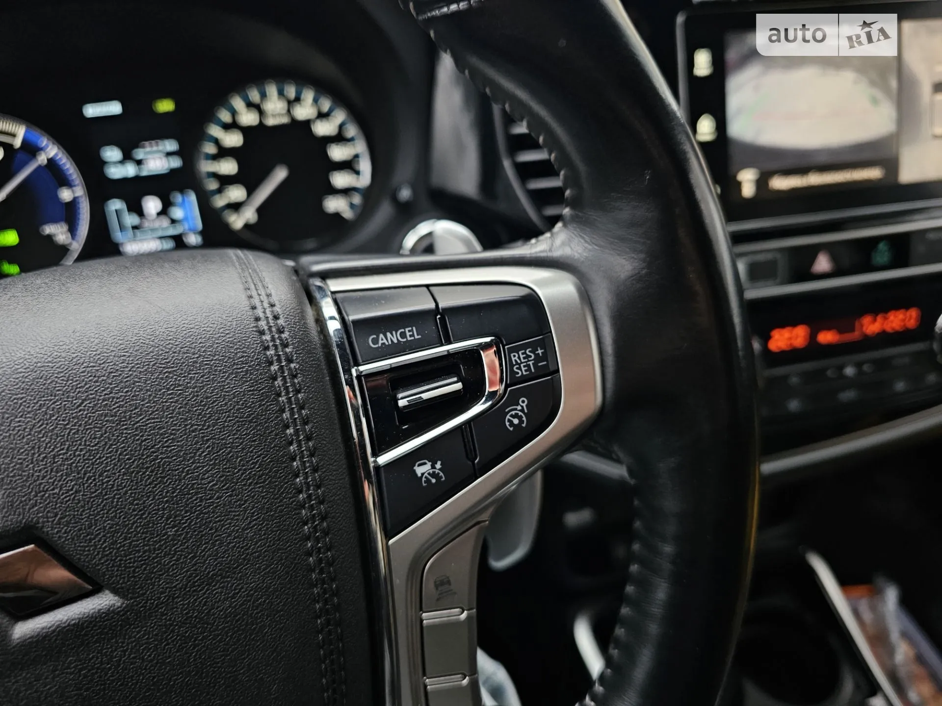 2018 Mitsubishi Outlander - мініатюра 33
