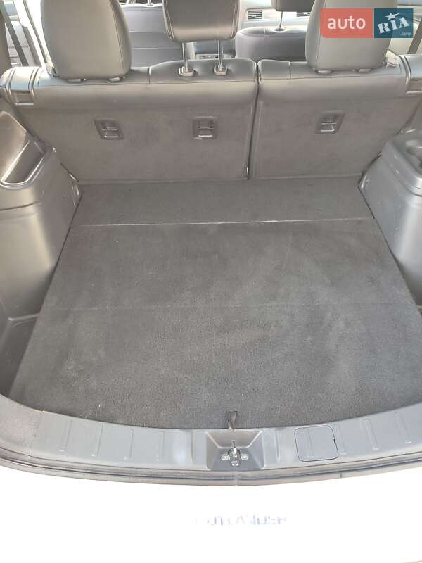 Позашляховик / Кросовер Mitsubishi Outlander 2019 в Івано-Франківську