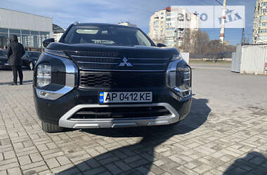 Позашляховик / Кросовер Mitsubishi Outlander 2021 в Запоріжжі