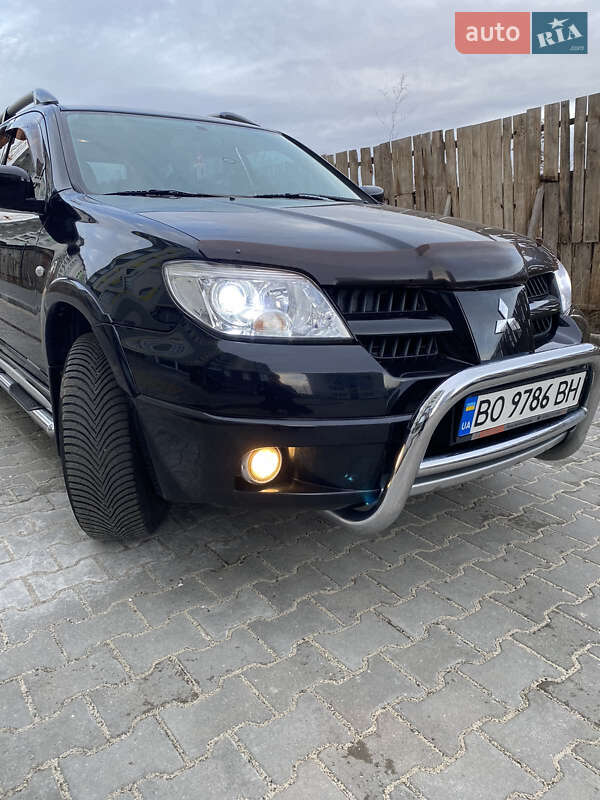 Позашляховик / Кросовер Mitsubishi Outlander 2008 в Хмельницькому
