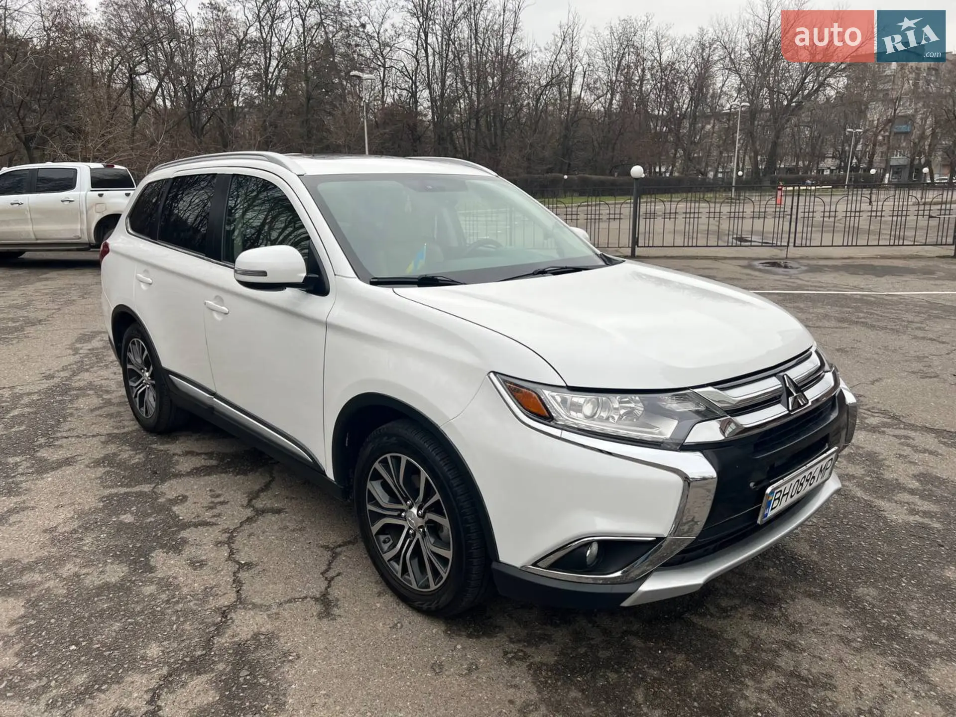 2016 Mitsubishi Outlander - мініатюра 11