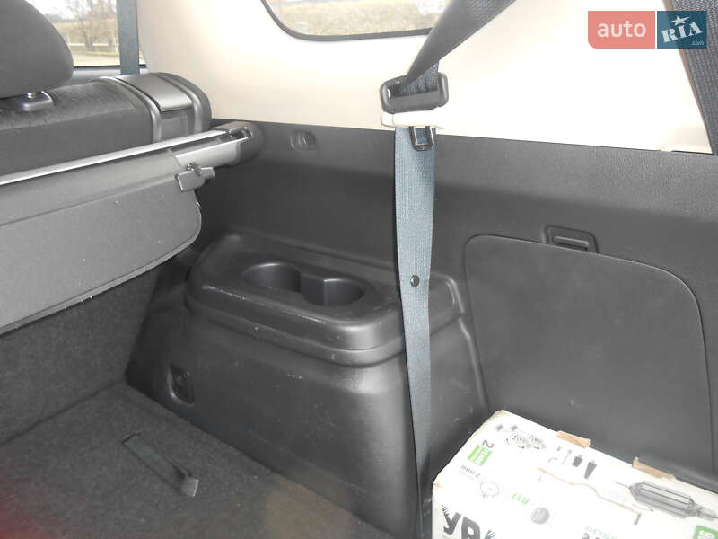 Позашляховик / Кросовер Mitsubishi Outlander 2012 в Самборі фото 23 Позашляховик / Кросовер Mitsubishi Outlander 2012 в Самборі