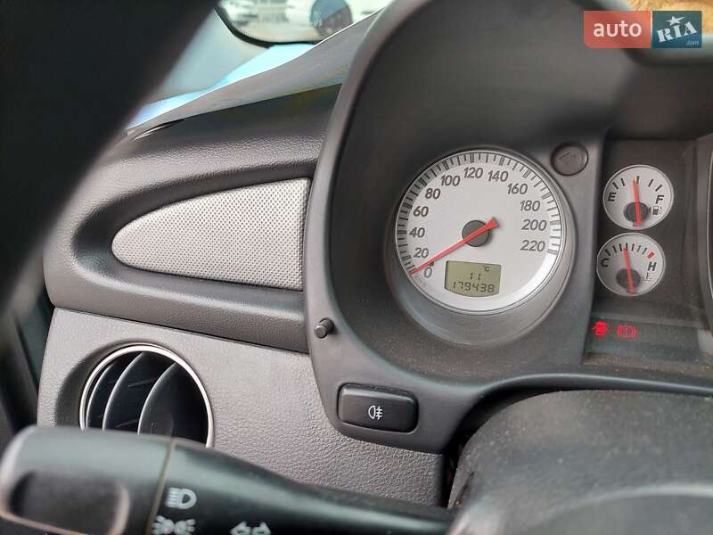 Внедорожник / Кроссовер Mitsubishi Outlander 2006 в Виннице