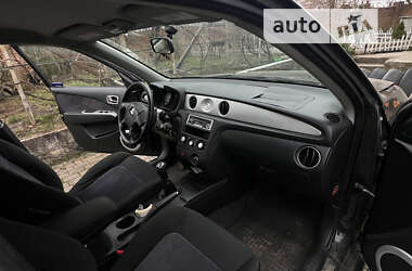 Внедорожник / Кроссовер Mitsubishi Outlander 2004 в Хмельницком