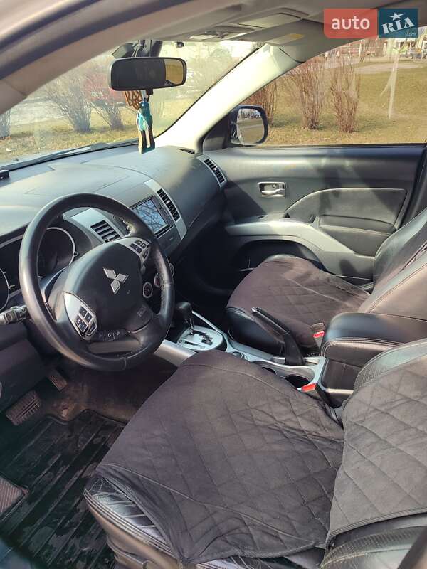 Позашляховик / Кросовер Mitsubishi Outlander 2008 в Дніпрі