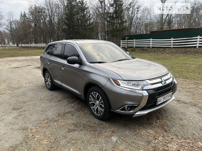 Позашляховик / Кросовер Mitsubishi Outlander 2018 в Білій Церкві