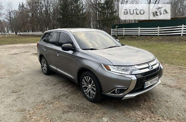 Внедорожник / Кроссовер Mitsubishi Outlander 2018 в Белой Церкви