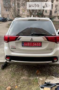 Позашляховик / Кросовер Mitsubishi Outlander 2018 в Харкові