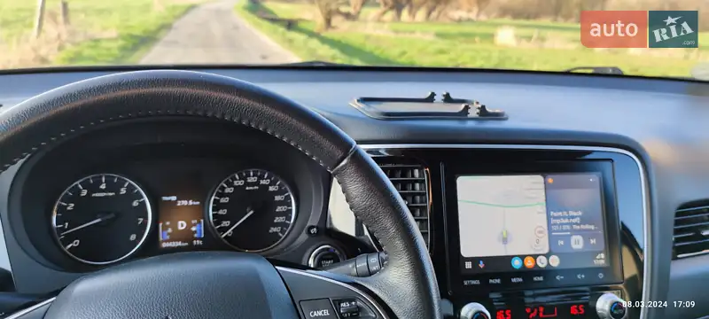 Mitsubishi Outlander 2019 VIN JMBXTGF2WLZ000284 фото оголошення 63 з 120