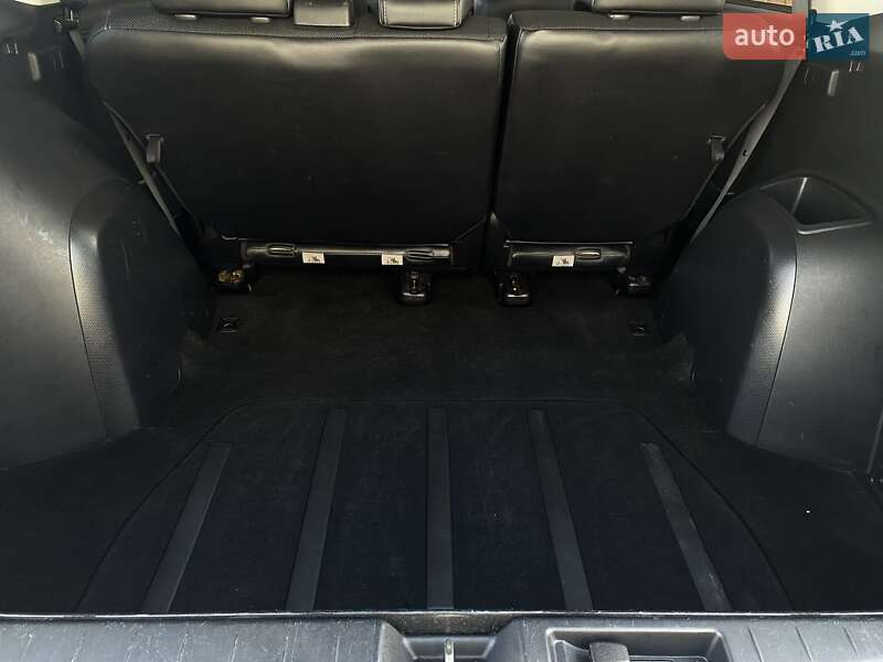 Внедорожник / Кроссовер Mitsubishi Outlander 2010 в Измаиле фото 14 Внедорожник / Кроссовер Mitsubishi Outlander 2010 в Измаиле