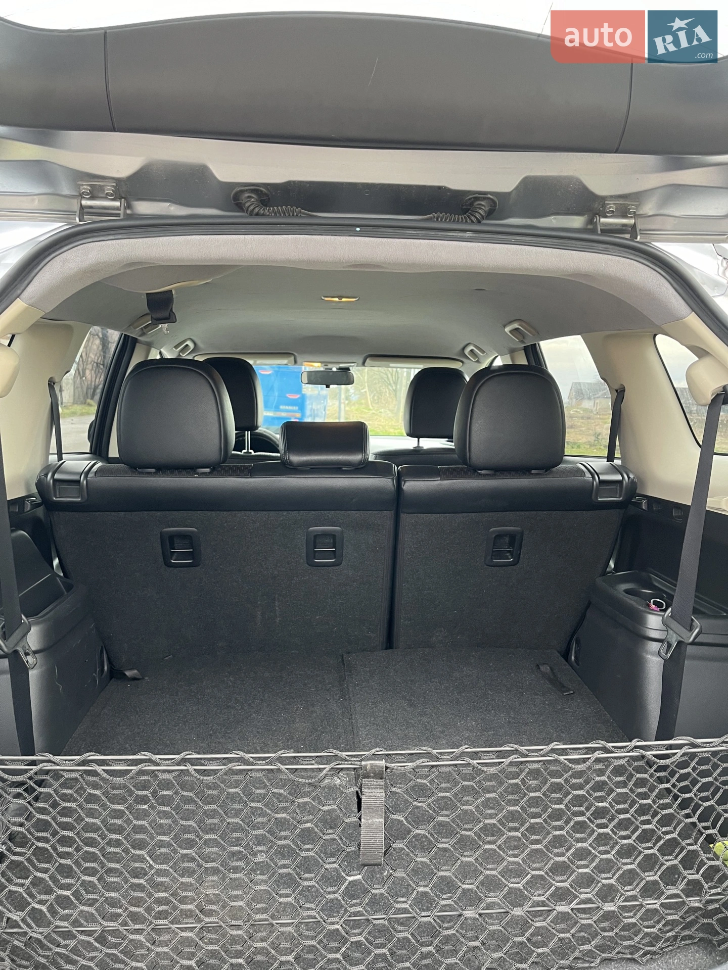 2014 Mitsubishi Outlander - мініатюра 10