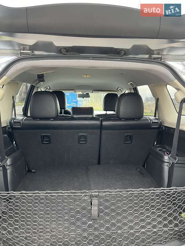 Внедорожник / Кроссовер Mitsubishi Outlander 2014 в Львове