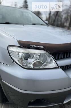 Внедорожник / Кроссовер Mitsubishi Outlander 2004 в Виннице