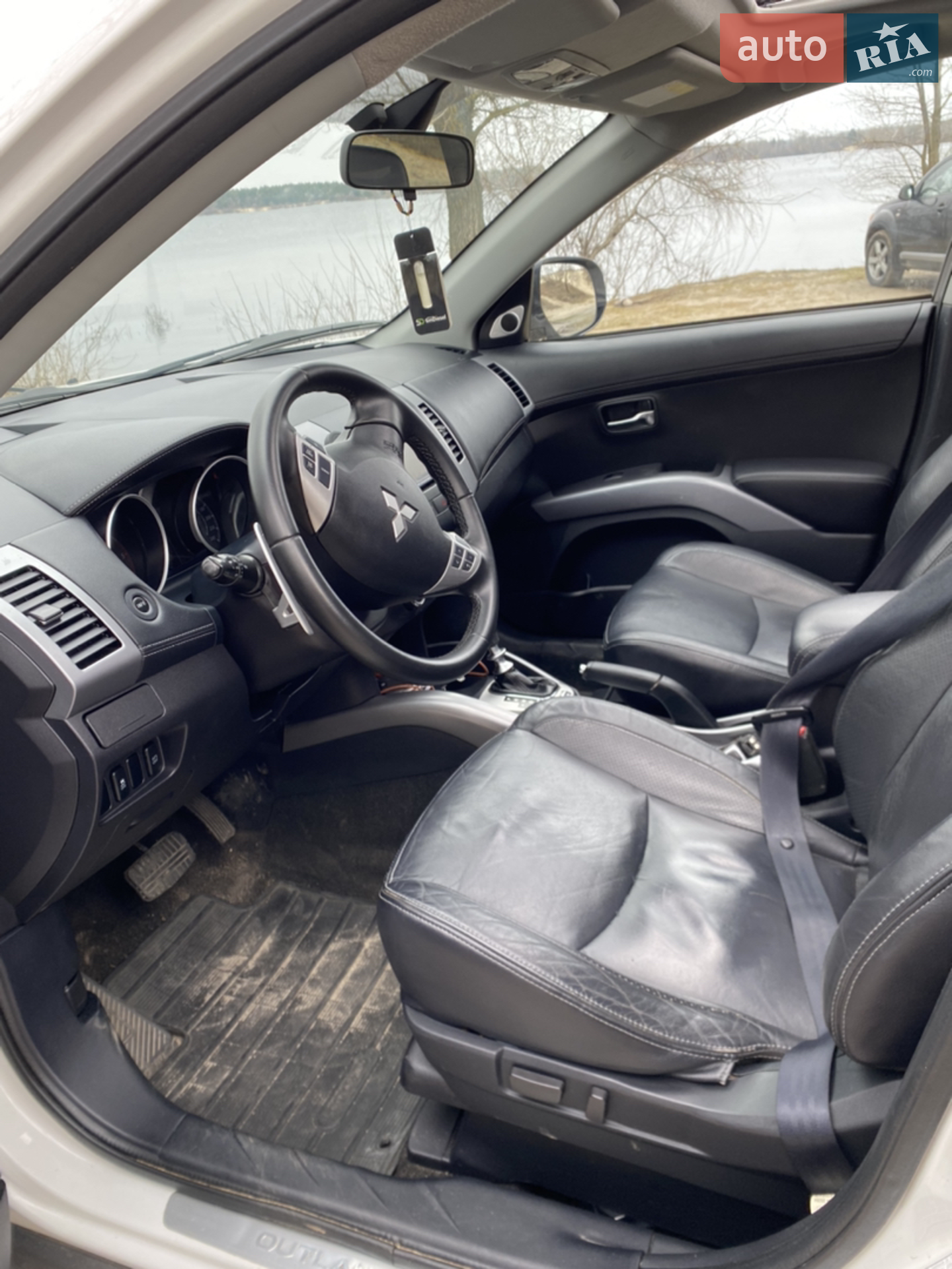 2011 Mitsubishi Outlander - мініатюра 10