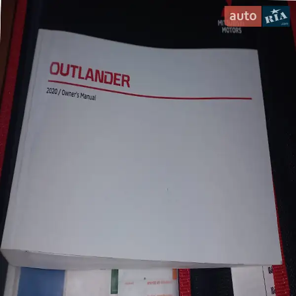 Позашляховик / Кросовер Mitsubishi Outlander 2019 в Києві документ