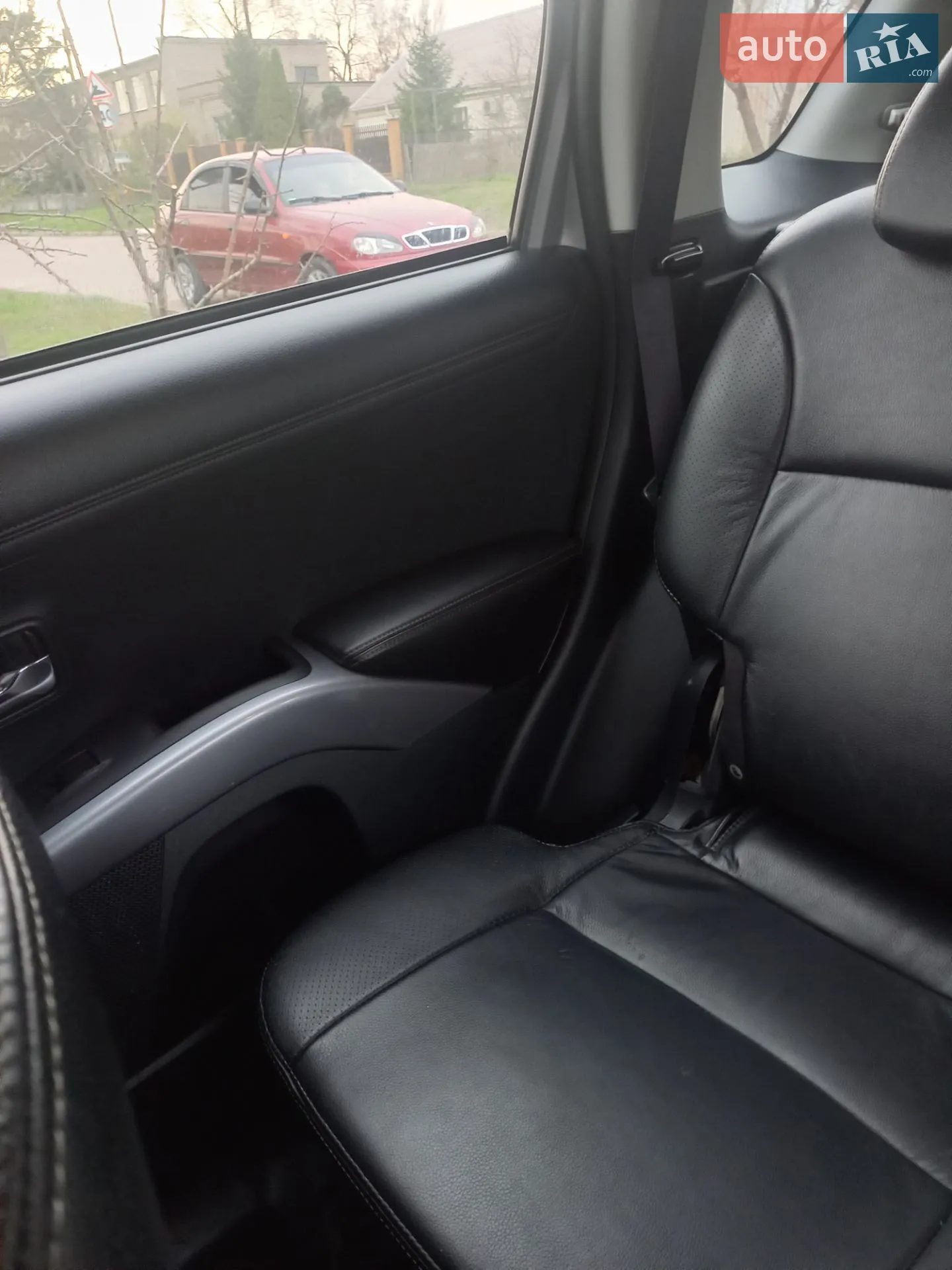2012 Mitsubishi Outlander - мініатюра 24