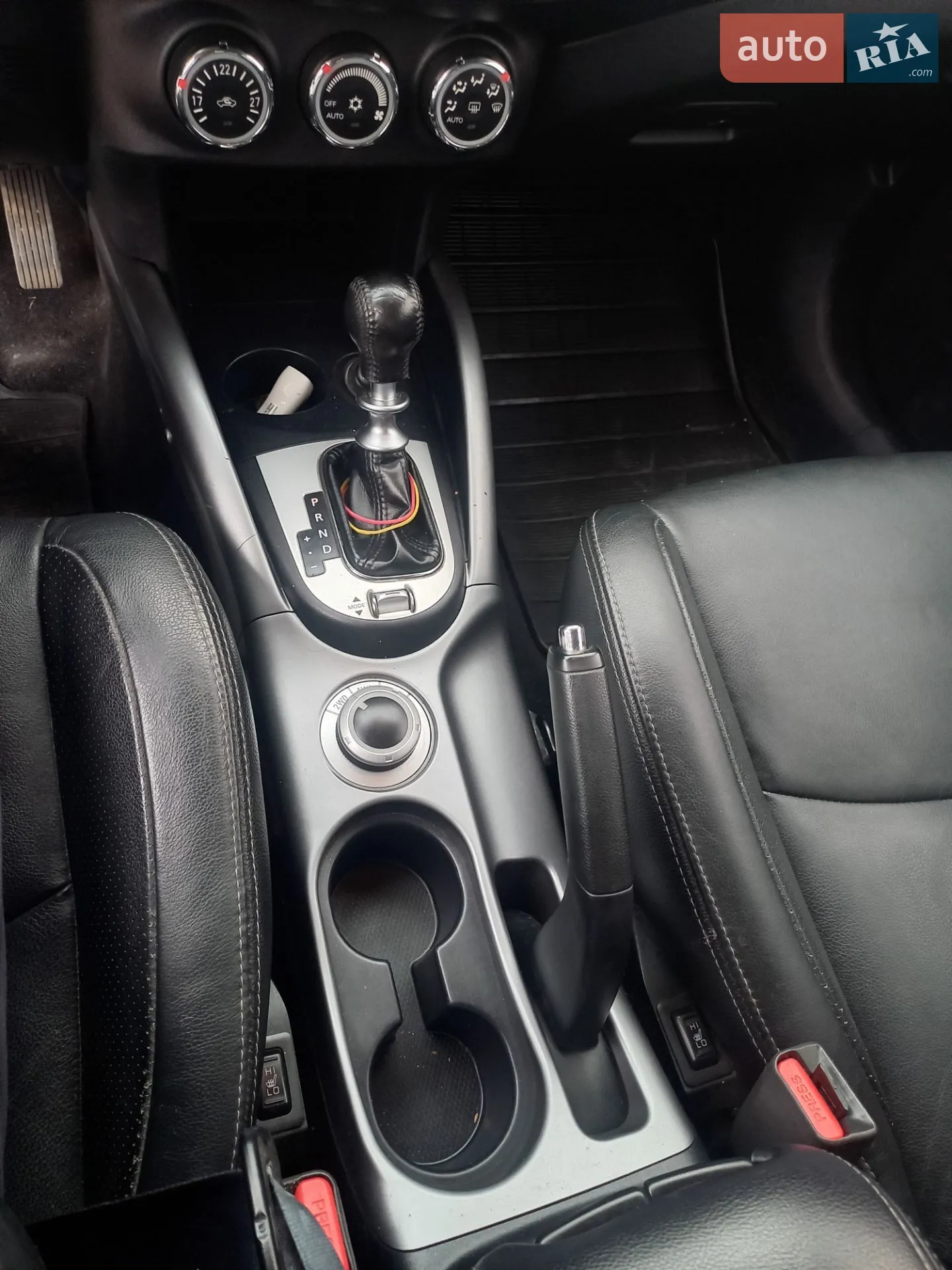 2012 Mitsubishi Outlander - мініатюра 26