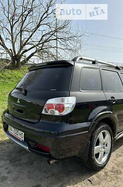 Внедорожник / Кроссовер Mitsubishi Outlander 2008 в Киеве