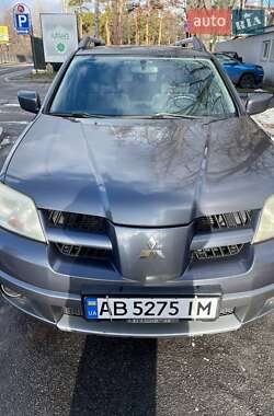 Внедорожник / Кроссовер Mitsubishi Outlander 2006 в 