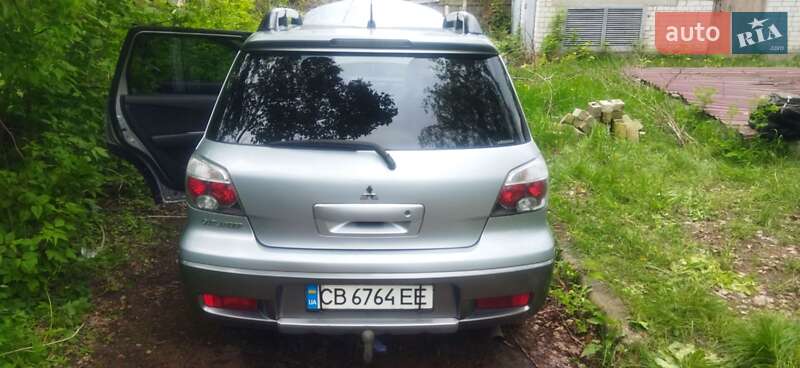 Внедорожник / Кроссовер Mitsubishi Outlander 2005 в Чернигове фото 16 Внедорожник / Кроссовер Mitsubishi Outlander 2005 в Чернигове