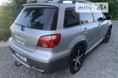 Позашляховик / Кросовер Mitsubishi Outlander 2006 в Львові