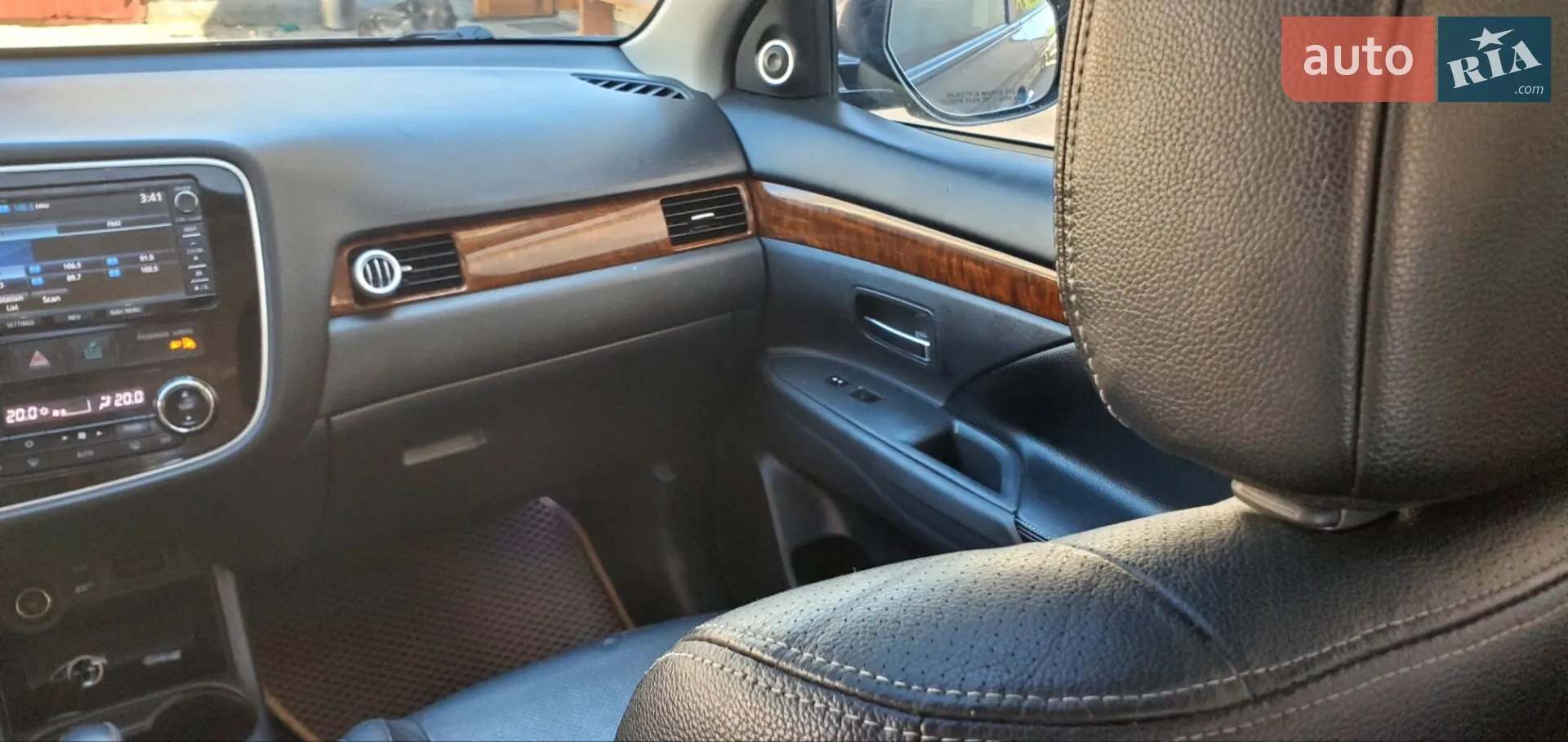 2013 Mitsubishi Outlander - мініатюра 10