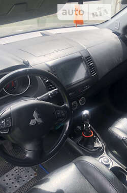 Позашляховик / Кросовер Mitsubishi Outlander 2008 в Калуші