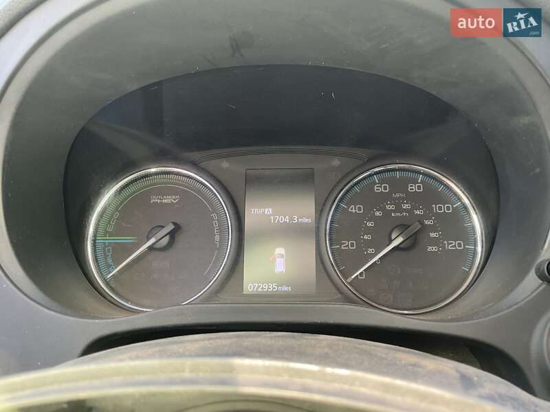 Внедорожник / Кроссовер Mitsubishi Outlander 2018 в Дрогобыче