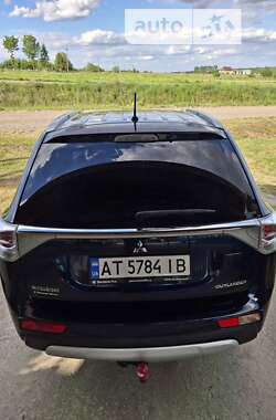 Позашляховик / Кросовер Mitsubishi Outlander 2014 в Івано-Франківську