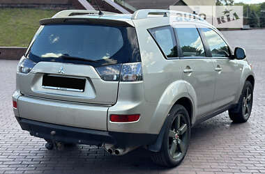 Внедорожник / Кроссовер Mitsubishi Outlander 2008 в Днепре