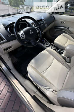 Внедорожник / Кроссовер Mitsubishi Outlander 2008 в Днепре